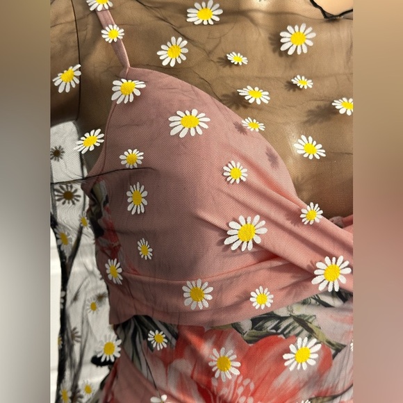 NIP-Daisy Coverup Mesh Top - Picture 6 of 7